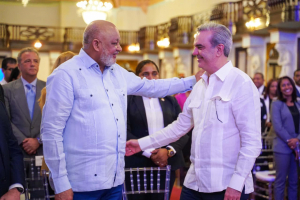 MINERD inicia programa de &ldquo;Ingl&eacute;s para Vivir Mejor&rdquo; &ldquo;Roberto Fulcar afirma es &ldquo;Un paso m&aacute;s hacia la transformaci&oacute;n de la Educaci&oacute;n&rdquo;